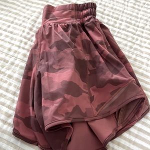 Lululemon hotty hot shorts